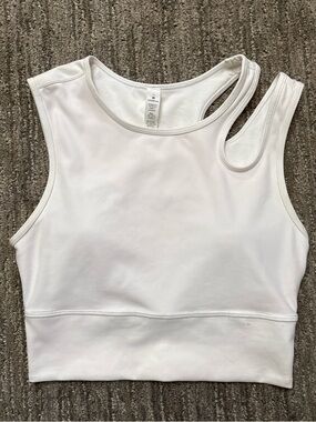 Lululemon Mastered Motion Cropped Tank in white and pink